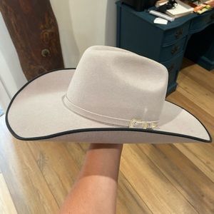 Bailey felt cowboy hat